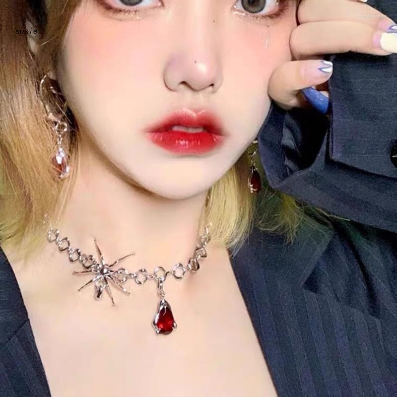 Chains X7YA Spiders Necklace Hip Hop Blood Pendant Clavicle Punk Style Reptile Animal Halloween Costume Jewelry Ornament
Chains X7YA Spiders Necklace Hip Hop Blood Pendant Clavicle Punk Style Reptile Animal Halloween Costume Jewelry Ornament