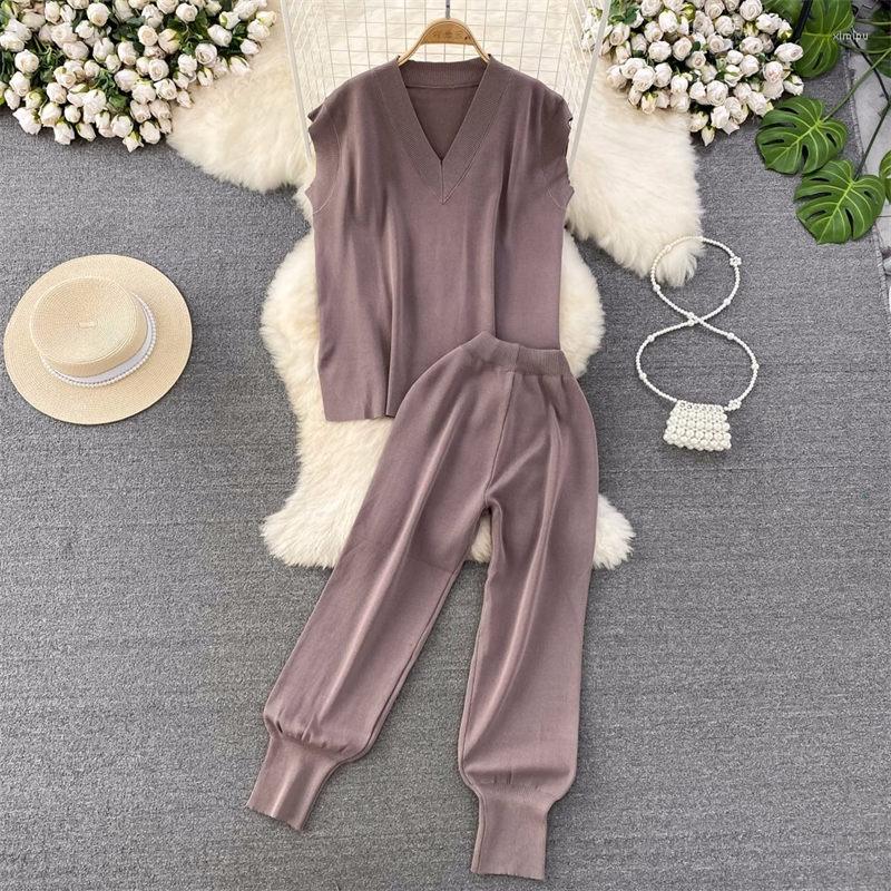 Women's Two Piece Pants Fashion Set Women's Loose Sleeveless V-Neck Knitted Top Suit High Waist Slim Harem Casual Sweater Outfits Z1069, Black
Women's Two Piece Pants Fashion Set Women's Loose Sleeveless V-Neck Knitted Top Suit High Waist Slim Harem Casual Sweater Outfits Z1069, Black