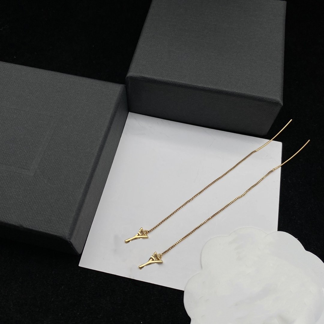 Luxury Gold yslity Earrings for Women's Earrings Designer Earrings Letter Jewelry Stud
Luxury Gold yslity Earrings for Women's Earrings Designer Earrings Letter Jewelry Stud