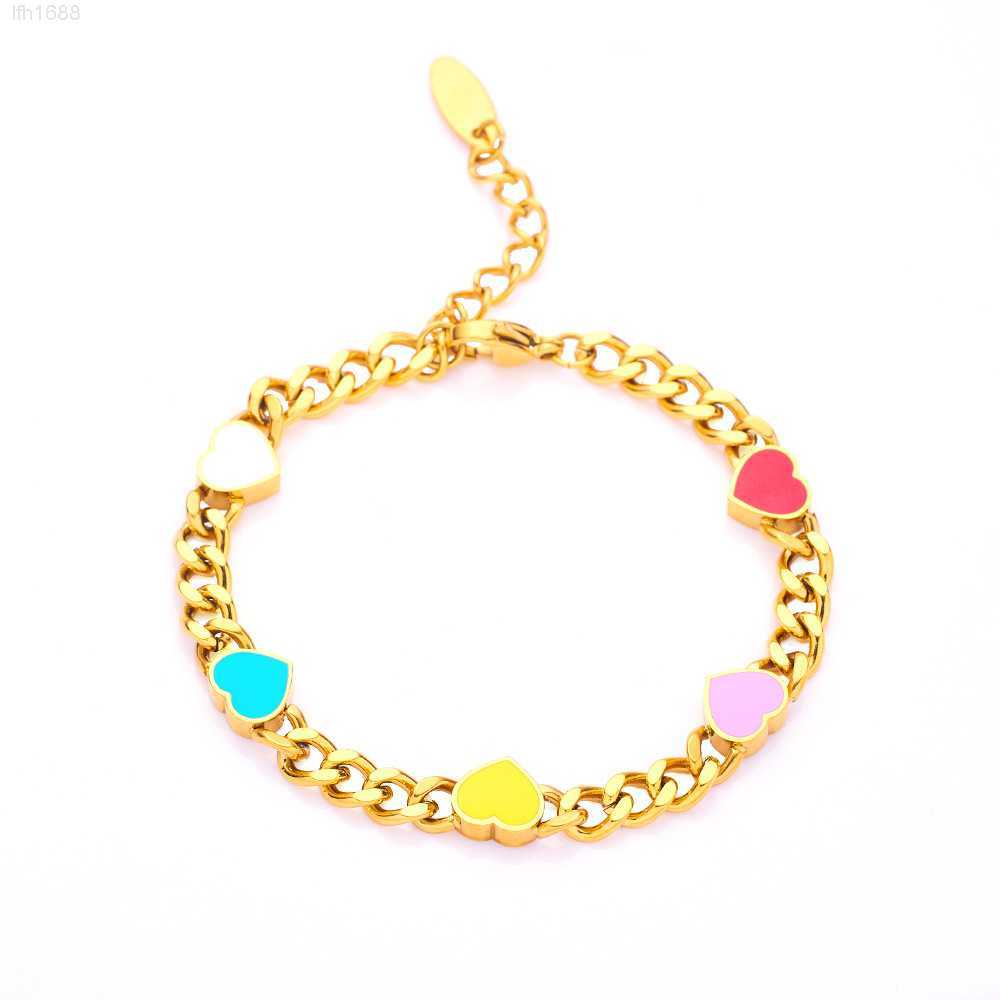 2023 Spring New Women Fashion Gold Plated Stainless Steel Colored Enamel Cuban Chain Heart Shaped Bracelet for Women
2023 Spring New Women Fashion Gold Plated Stainless Steel Colored Enamel Cuban Chain Heart Shaped Bracelet for Women
