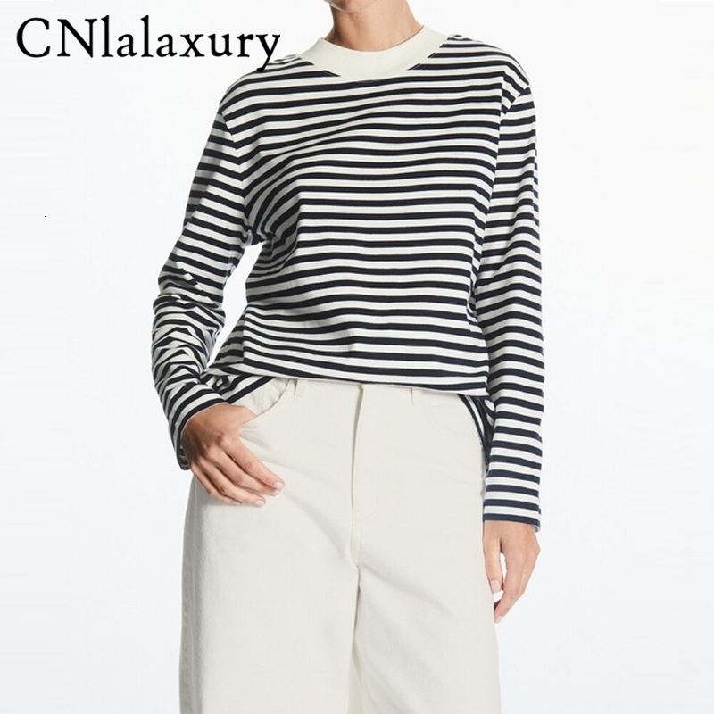 Women's TShirt CNlalaxury 2023 Spring Woman Round Neck Fashion Stripe T Shirt Vintage Tee Female Basic Versatile Pullover Mujer Tops 230512, Navy blue
Women's TShirt CNlalaxury 2023 Spring Woman Round Neck Fashion Stripe T Shirt Vintage Tee Female Basic Versatile Pullover Mujer Tops 230512, Navy blue