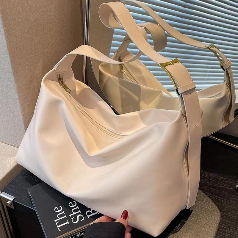 Evening Bags Large Capacity Bag For Women 2023 Leisure Armpit Shopping Shoulder Handbag Fashion Female Commuting Tote, Black
Evening Bags Large Capacity Bag For Women 2023 Leisure Armpit Shopping Shoulder Handbag Fashion Female Commuting Tote, Black