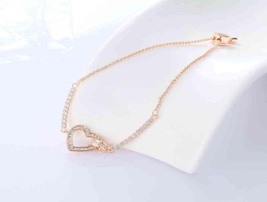 Swarcrystal Element Heartshaped Bracelet Women039s Alloy Simple Diamond Setting Gift Chaofu Bag Jewelry4173641
Swarcrystal Element Heartshaped Bracelet Women039s Alloy Simple Diamond Setting Gift Chaofu Bag Jewelry4173641