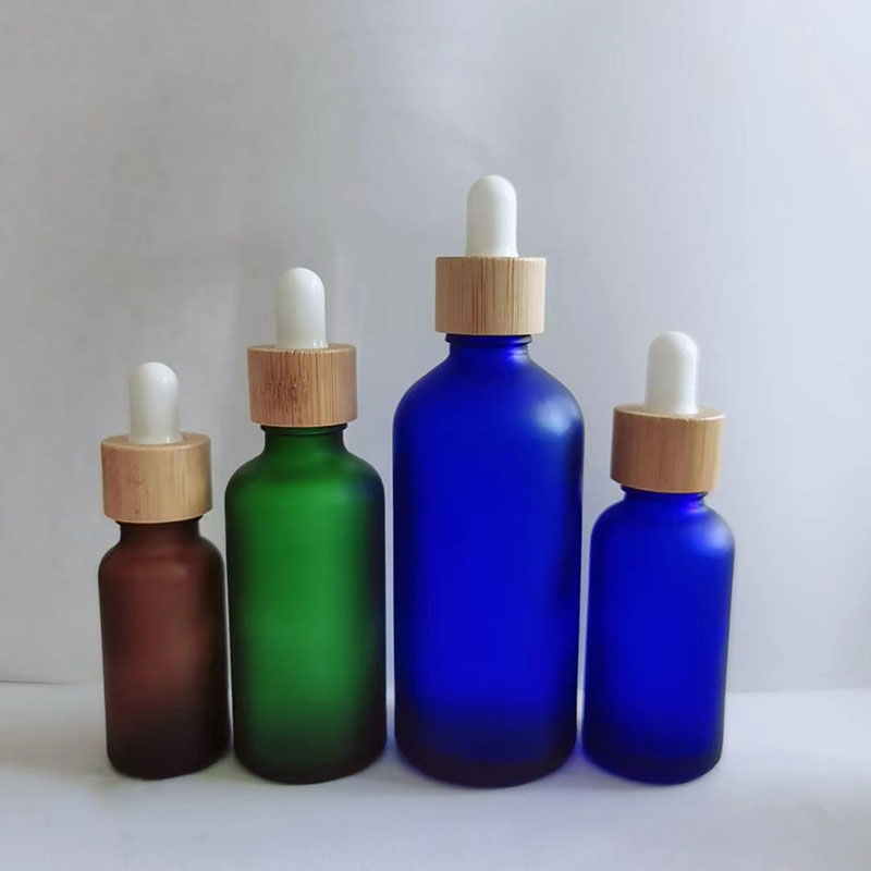 Frosted glass essential oil dropper bottles Blue amber green serum bottle with bamboo reagent pipette cap 10ml 20ml 30ml 50ml 100ml