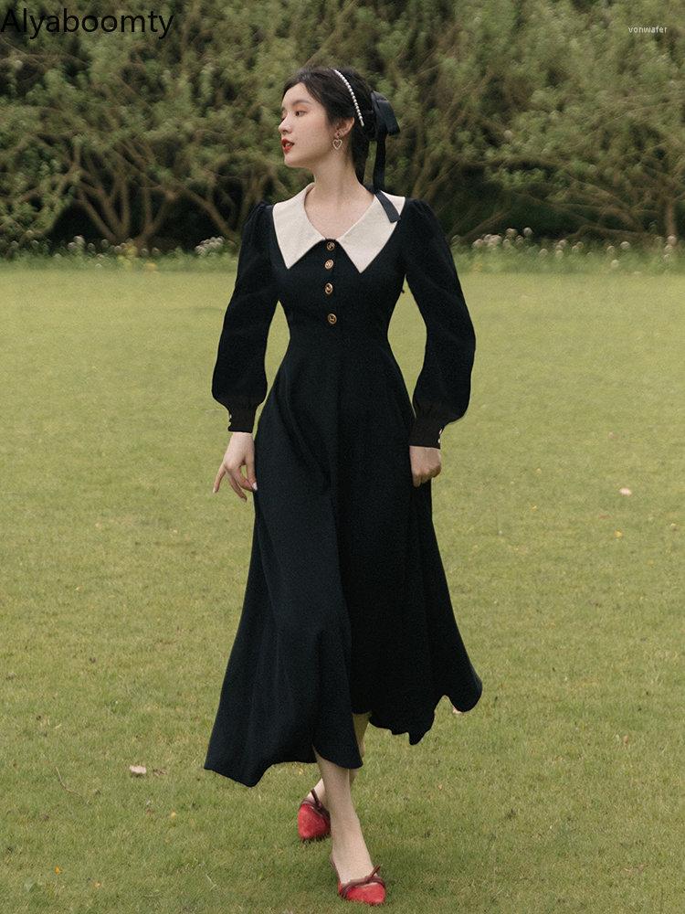 Casual Dresses England Style Autumn Spring Women Black Midi Dress Turn-Down Collar Elegant Sashes A-Line Vintage Feminine Chic Long
Casual Dresses England Style Autumn Spring Women Black Midi Dress Turn-Down Collar Elegant Sashes A-Line Vintage Feminine Chic Long