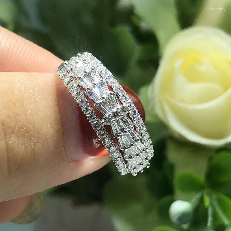 Cluster Rings Delicate Thin With Brilliant CZ Stone Crystal High Quality Fashion Accessories For Women Daily Wear Party Jewelry
Cluster Rings Delicate Thin With Brilliant CZ Stone Crystal High Quality Fashion Accessories For Women Daily Wear Party Jewelry