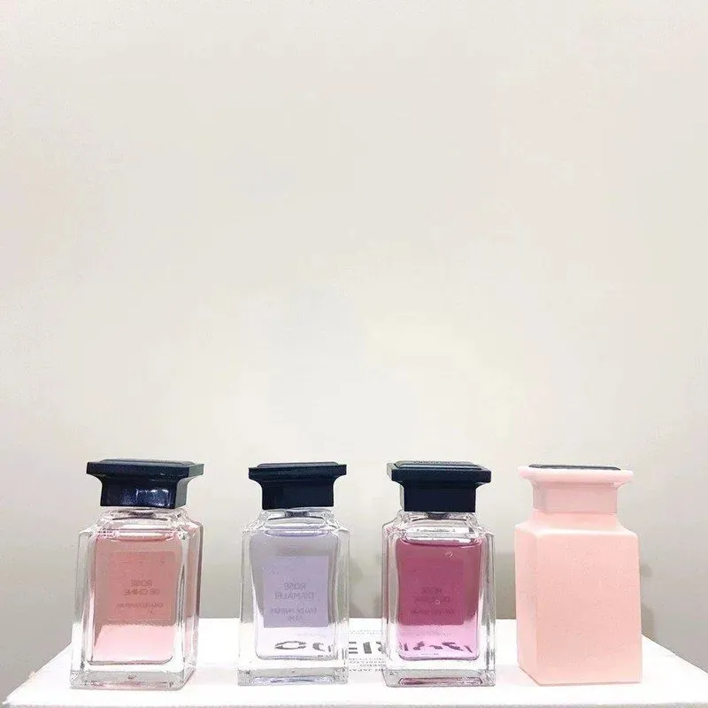 parfum designer perfume cologne perfumes fragrances for women set 7.5ml x 5/4 fabulous ROSE WOOD WHITE SUEDE lavender cherry peach perfume k
parfum designer perfume cologne perfumes fragrances for women set 7.5ml x 5/4 fabulous ROSE WOOD WHITE SUEDE lavender cherry peach perfume k