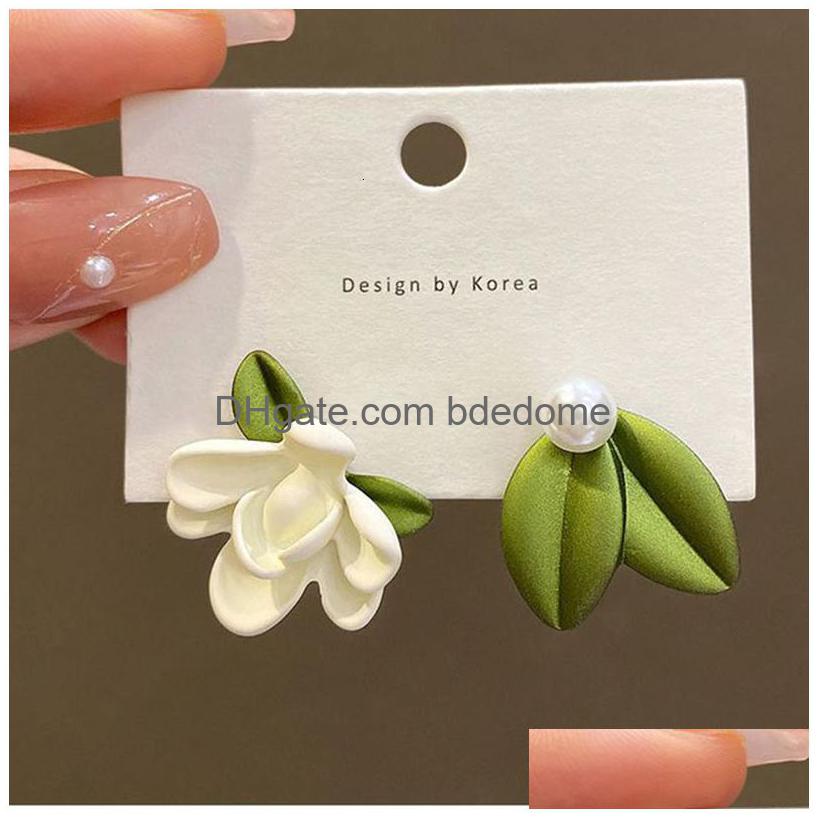 Stud Asymmetry Imitation Pearl Earrings Flower Ins Girl Fashion Temperament Womens Jewelry 230426 Drop Delivery Dhwkn
Stud Asymmetry Imitation Pearl Earrings Flower Ins Girl Fashion Temperament Womens Jewelry 230426 Drop Delivery Dhwkn