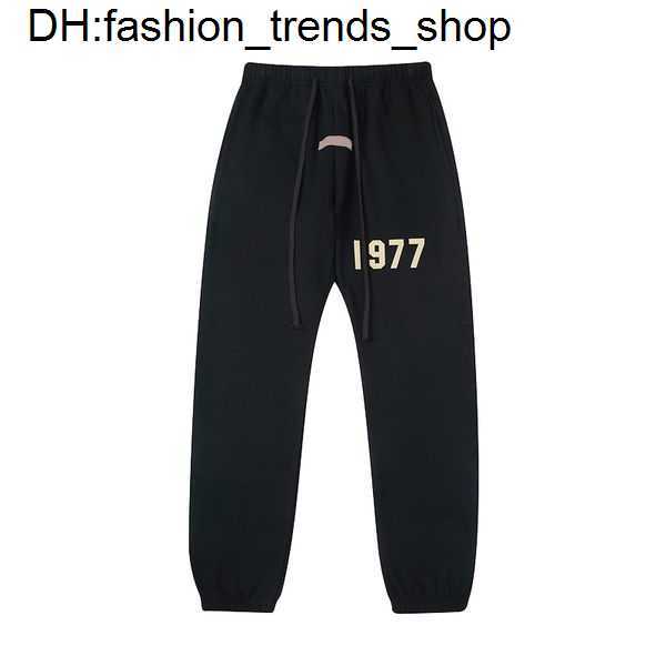 1977 Designer Essen Hoodies Hoody Men Essentail Pullover Sweatshirts Oversized Clothing Tops Quality Mens Womens Hooded Jumper Refflective Letter Print 121, Customize
1977 Designer Essen Hoodies Hoody Men Essentail Pullover Sweatshirts Oversized Clothing Tops Quality Mens Womens Hooded Jumper Refflective Letter Print 121, Customize