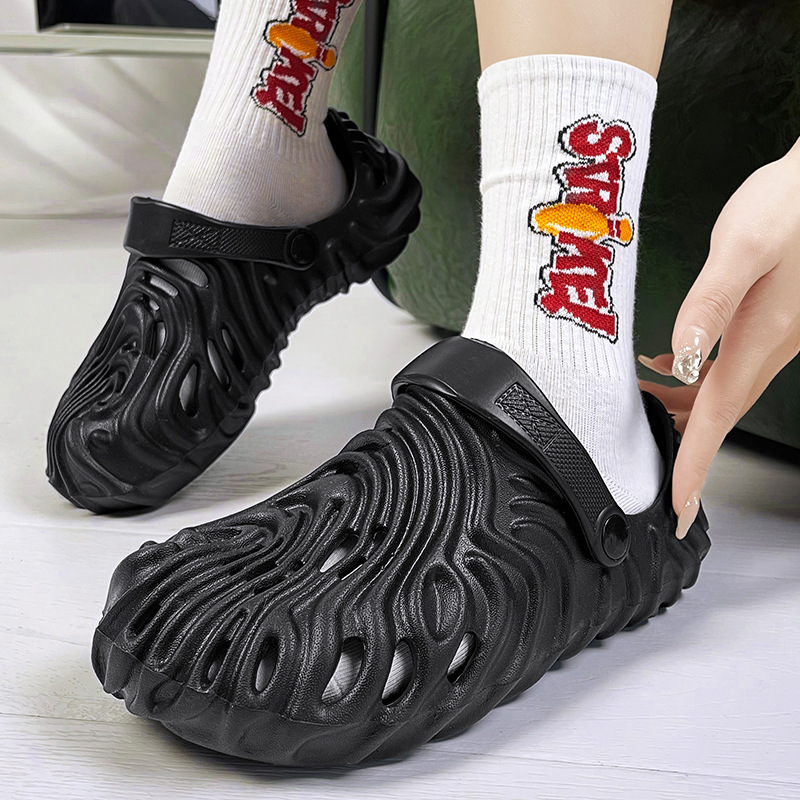 Slippers men's summer platform sandals men's non slip soft soled outdoor beach shoes large size hole shoes HA689-1, Black
Slippers men's summer platform sandals men's non slip soft soled outdoor beach shoes large size hole shoes HA689-1, Black