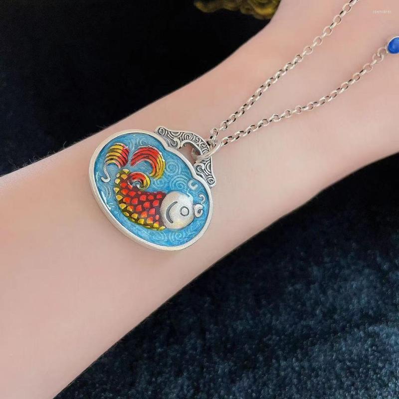 Chains Vintage Fashion Personality Round Koi Necklace Long Sweater Chain Hip Hop Punk Pendant Banquet Jewelry Accessories Gift
Chains Vintage Fashion Personality Round Koi Necklace Long Sweater Chain Hip Hop Punk Pendant Banquet Jewelry Accessories Gift
