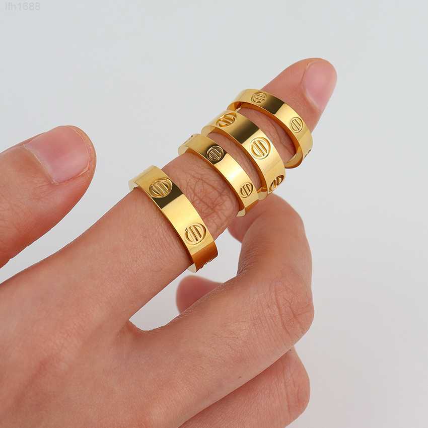 Minos 2023 Tarnish Free Band Ring Stainless Steel 4mm 6mm Couple Rings 18k Gold Plated Water Resistant Unisex Finger Ring
Minos 2023 Tarnish Free Band Ring Stainless Steel 4mm 6mm Couple Rings 18k Gold Plated Water Resistant Unisex Finger Ring