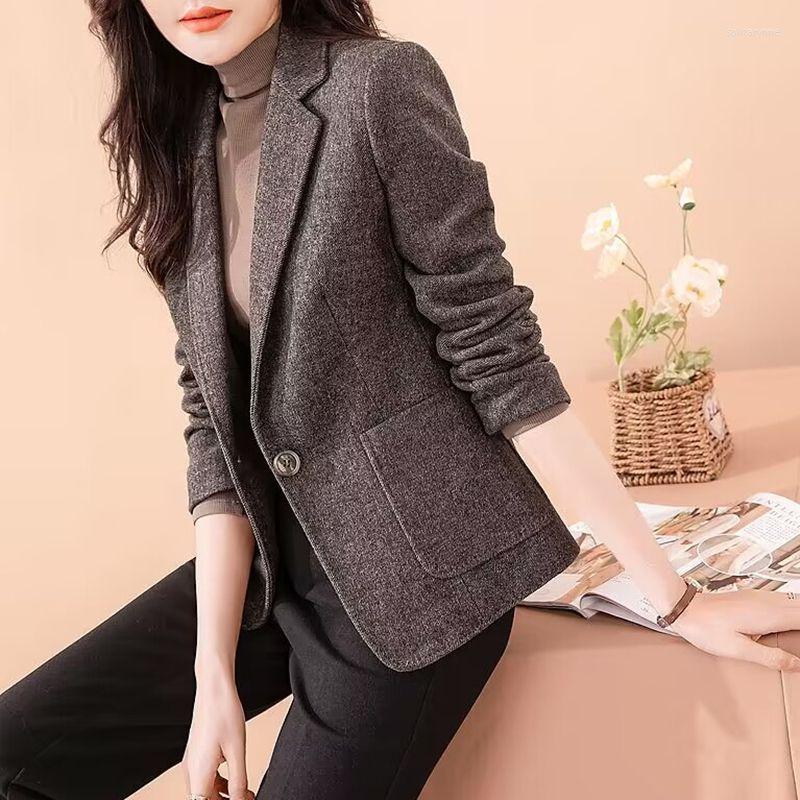 Women's Suits Suit Coat Female 2023 Spring And Autumn One Button Fashion Long Sleeve Woolen Solid Pocket Jacket Tops, Coffee
Women's Suits Suit Coat Female 2023 Spring And Autumn One Button Fashion Long Sleeve Woolen Solid Pocket Jacket Tops, Coffee