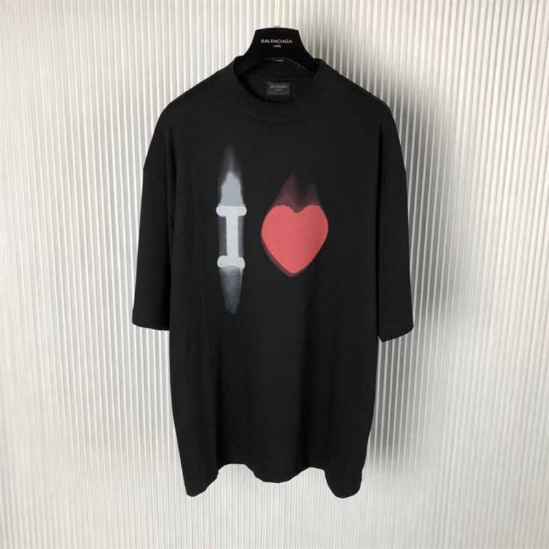 Designer Fashion Clothing French Paris BB Luxury TShirt Tees Paris New Short Sleeve 23 Summer 520 Blur Love Print Embroidery Letters Fashion Loose Short Sleeve Men Wo, Light gray
Designer Fashion Clothing French Paris BB Luxury TShirt Tees Paris New Short Sleeve 23 Summer 520 Blur Love Print Embroidery Letters Fashion Loose Short Sleeve Men Wo, Light gray