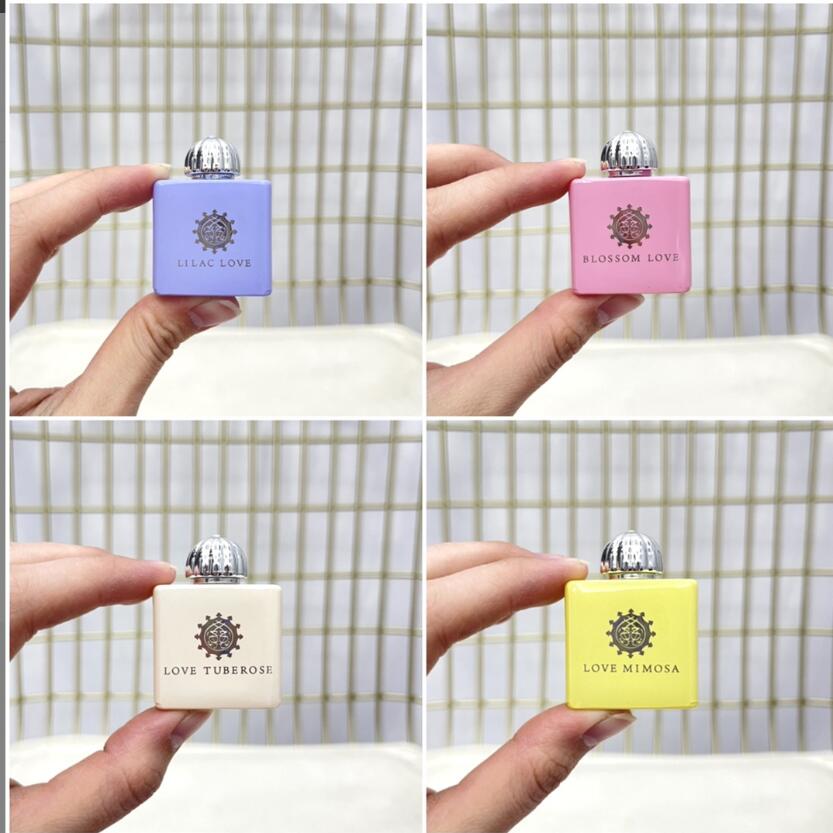 Perfume Love/Mourning perfume Sample 4 Piece Set 7.5ml Women's Fragrance Set Gift Box Famous Brand Women's perfume for Men Cologne Dhiax
Perfume Love/Mourning perfume Sample 4 Piece Set 7.5ml Women's Fragrance Set Gift Box Famous Brand Women's perfume for Men Cologne Dhiax