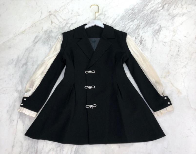 2021 FW Black Lapel Neck Blazer Dress Designer Long Sleeves Bow Office Dresses Milan Runway Buttons Pleats Vestidos De Festa 817012212710
2021 FW Black Lapel Neck Blazer Dress Designer Long Sleeves Bow Office Dresses Milan Runway Buttons Pleats Vestidos De Festa 817012212710