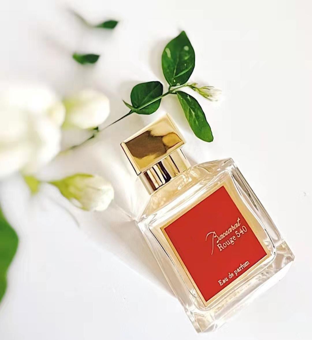 Baccarat Perfume 70ml Maison Bacarat Rouge 540 Extrait Eau De Parfum Paris Fragrance high version quality Spray Long Lasting fast 7976164
Baccarat Perfume 70ml Maison Bacarat Rouge 540 Extrait Eau De Parfum Paris Fragrance high version quality Spray Long Lasting fast 7976164