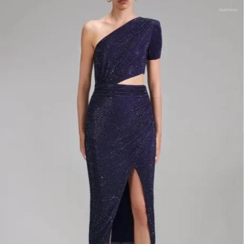 Casual Dresses Women Cutout Waist Sexy Diamond Dress 2023 Oblique Shoulder Waisted Heavy Iron Beaded Midi, Navy blue
Casual Dresses Women Cutout Waist Sexy Diamond Dress 2023 Oblique Shoulder Waisted Heavy Iron Beaded Midi, Navy blue