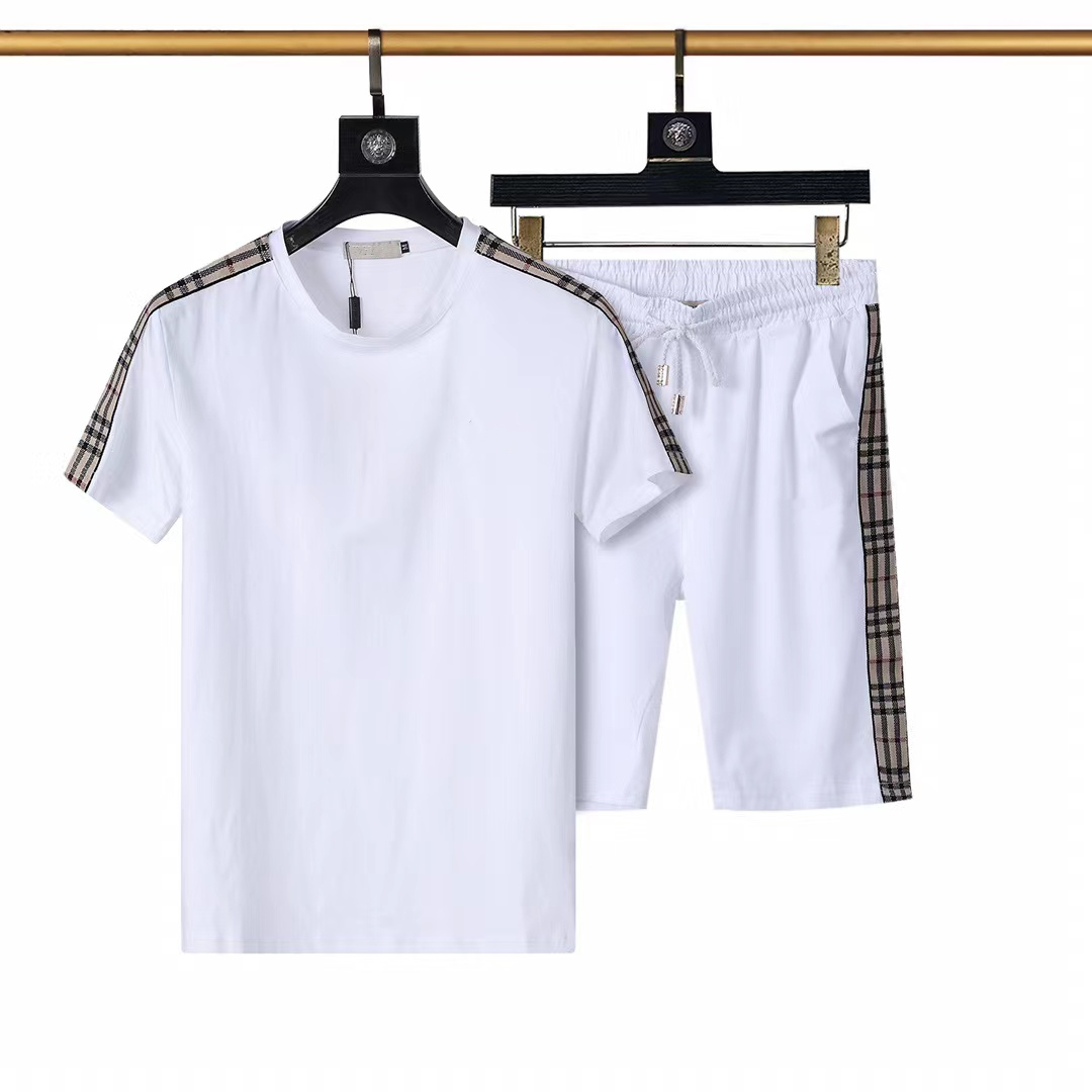 Can wholesale men and women summer sports suit sports suit casual classic font pattern men's short-sleeved shorts men's T-shirt color clothes, the original map
Can wholesale men and women summer sports suit sports suit casual classic font pattern men's short-sleeved shorts men's T-shirt color clothes, the original map