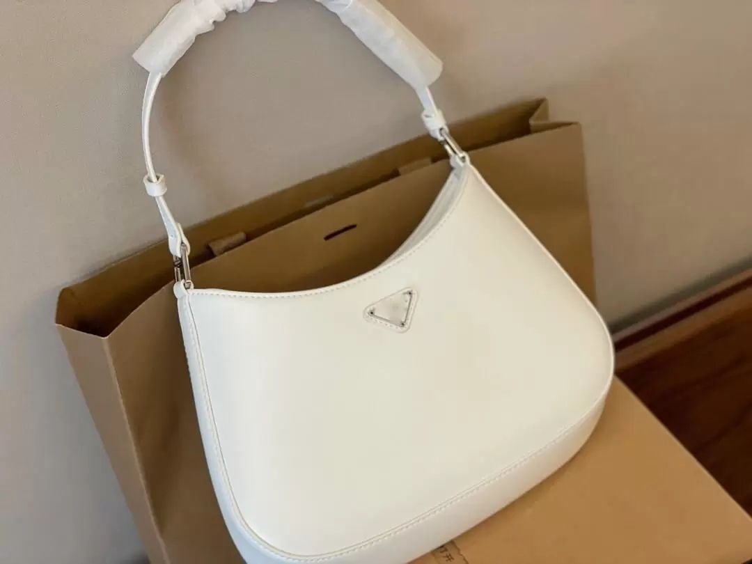 Shoulder Bags Famous Brand Genuine Leather White One Side Armpit Crossbody Business Worker Ladies Handbags 10210
Shoulder Bags Famous Brand Genuine Leather White One Side Armpit Crossbody Business Worker Ladies Handbags 10210
