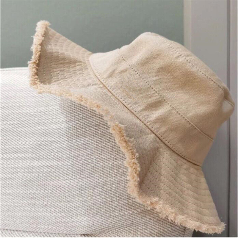 New Leisure Designer Summer Women's Fitted Hat with Raw Edge Canvas Drawstring Women's Sun Hat, Customize 
New Leisure Designer Summer Women's Fitted Hat with Raw Edge Canvas Drawstring Women's Sun Hat, Customize