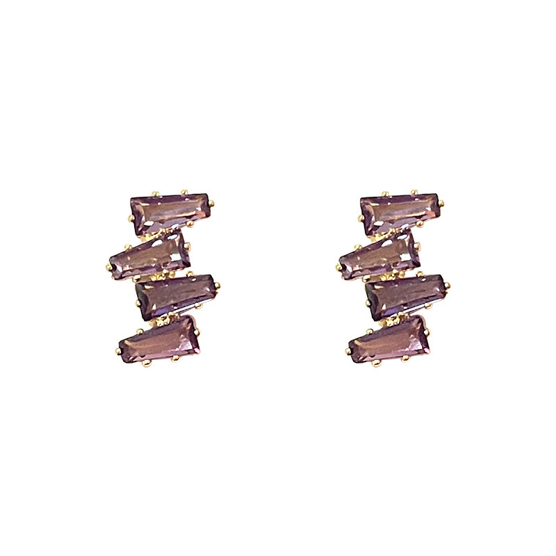 2023 New Arrival Copper Earrings Wholesale 18k Gold Plated Fashion Jewelry Luxury Charm Purple Zicon Studs Earrings for Women
2023 New Arrival Copper Earrings Wholesale 18k Gold Plated Fashion Jewelry Luxury Charm Purple Zicon Studs Earrings for Women