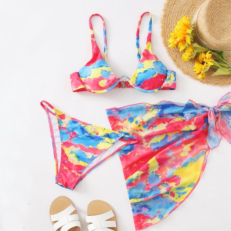 Women's Swimwear Women's Bikini Printing Open Top Sexy Fashion Swimsuit Back Split Swimwears Tankinis Set, Red
Women's Swimwear Women's Bikini Printing Open Top Sexy Fashion Swimsuit Back Split Swimwears Tankinis Set, Red