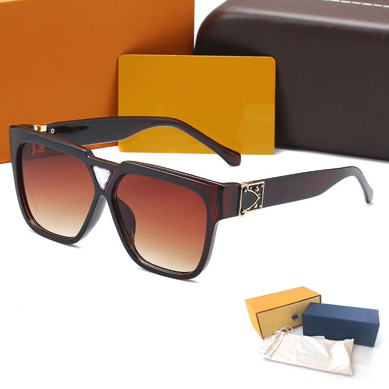 High Quality beach Womans Sunglasses Luxury vintage Men Sun glasses net red same glasses Brand men Designer eyeglass Gradient women spectacles 834 Sun glasses
High Quality beach Womans Sunglasses Luxury vintage Men Sun glasses net red same glasses Brand men Designer eyeglass Gradient women spectacles 834 Sun glasses