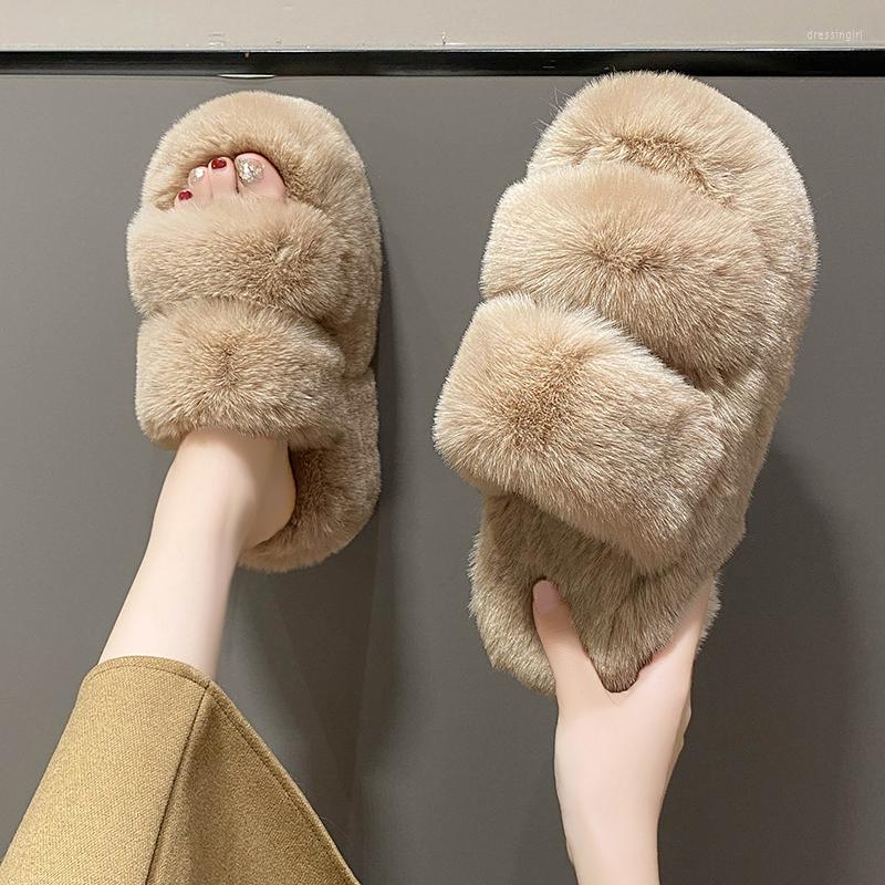 Slippers Thick Soled Wool Surface Open Toed Cotton For Women Style Double Belt Thermal Household Comfortable Women's Shoes, Beige
Slippers Thick Soled Wool Surface Open Toed Cotton For Women Style Double Belt Thermal Household Comfortable Women's Shoes, Beige