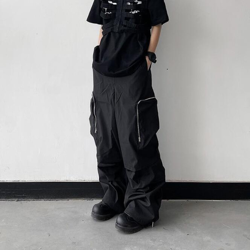 Men' Pants DEEPTOWN Baggy Black Cargo Men Japanese Fashion Straight Trousers Male Vintage Loose Casual Gray Pocket Streetwear Hip Hop 230512
Men' Pants DEEPTOWN Baggy Black Cargo Men Japanese Fashion Straight Trousers Male Vintage Loose Casual Gray Pocket Streetwear Hip Hop 230512