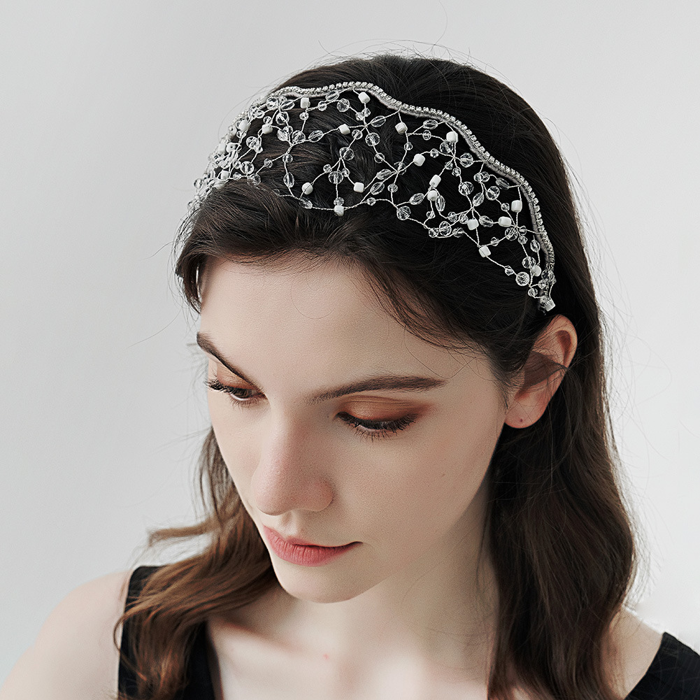 FG-0020 Handmade crystal beads from Europe and America, bridal crown hair band, wedding toast, plate hair accessories, wedding headwear, mesh bridal hair band
FG-0020 Handmade crystal beads from Europe and America, bridal crown hair band, wedding toast, plate hair accessories, wedding headwear, mesh bridal hair band