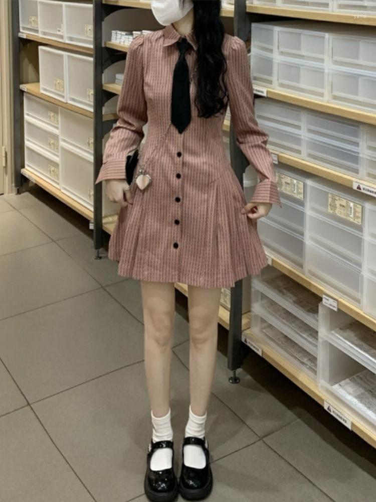 Casual Dresses Deeptown Preppy Style Pink Striped Shirt Women Sweet Academic Uniform High Waist A-line Long Sleeve Mini Pleated Dress
Casual Dresses Deeptown Preppy Style Pink Striped Shirt Women Sweet Academic Uniform High Waist A-line Long Sleeve Mini Pleated Dress