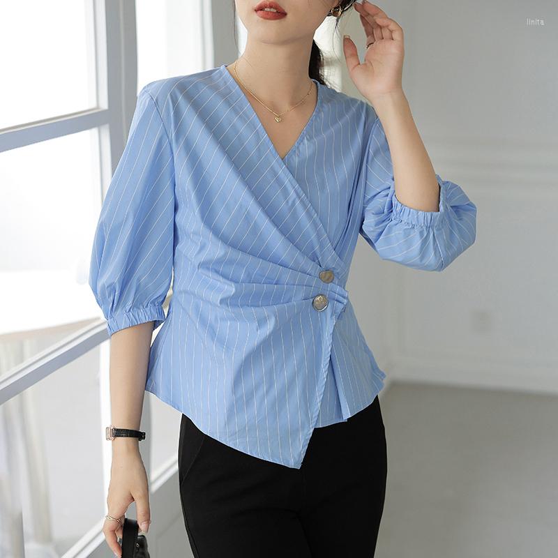 Women' Blouses French Design Chic Blouse Women Stripe Shirt Woman Blue Summer Clothes Fashion V Neck Pleated Slim Waist Side Zipper Tops, Blue stripe
Women' Blouses French Design Chic Blouse Women Stripe Shirt Woman Blue Summer Clothes Fashion V Neck Pleated Slim Waist Side Zipper Tops, Blue stripe