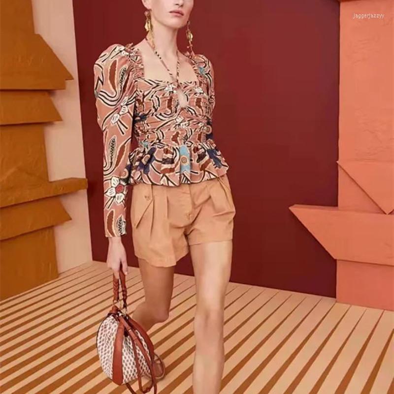 Women's T Shirts Retro Print Women Silk Shirt Tops 2023 Square Collar Backless Slim Pleated Fashion Ladies Long Sleeve Blouse, Green
Women's T Shirts Retro Print Women Silk Shirt Tops 2023 Square Collar Backless Slim Pleated Fashion Ladies Long Sleeve Blouse, Green