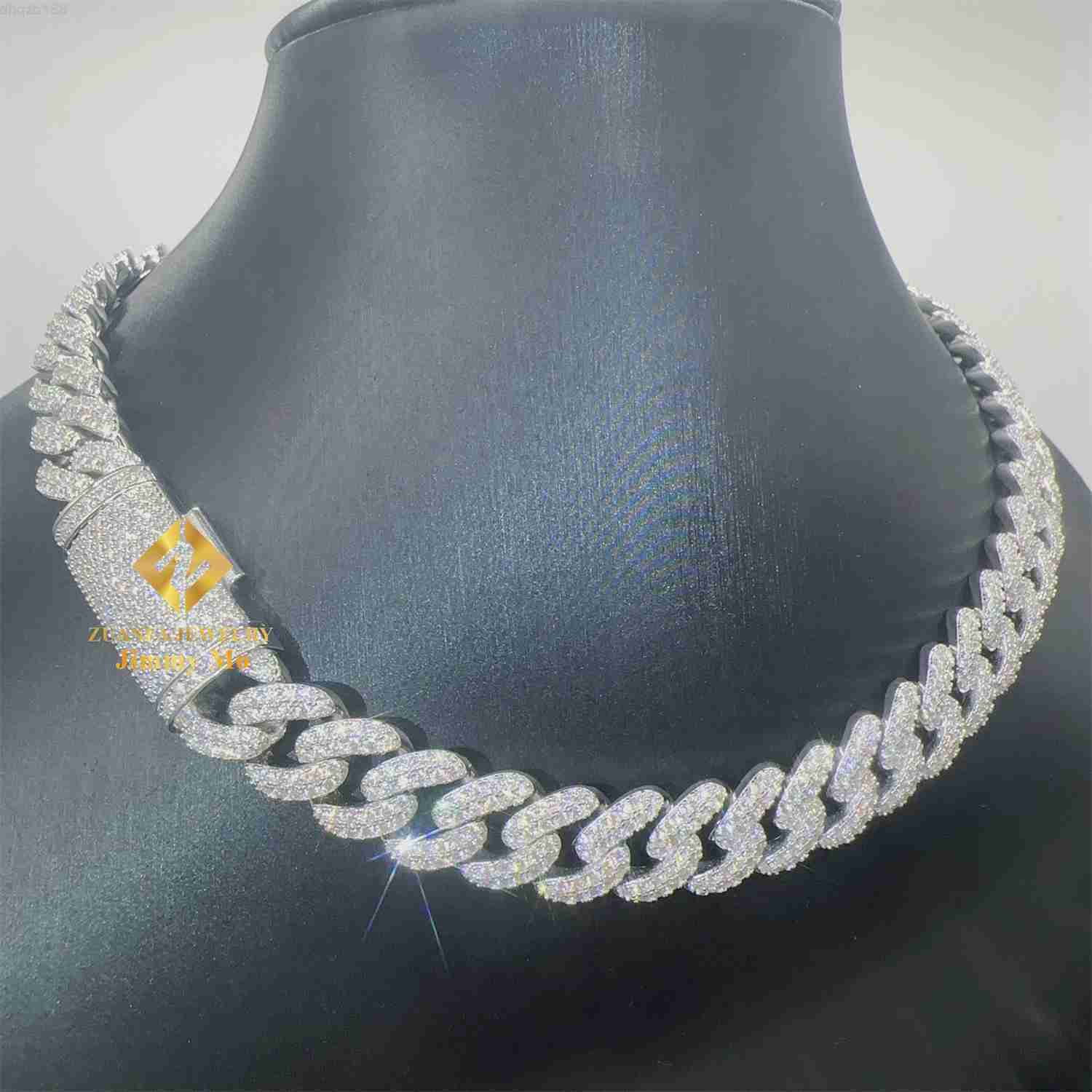 12mm Width Wholesale Price Iced Out Man Jewelry Gra Certificates Pass Diamond Tester Vvs1 Moissanite Cuban Chain Necklace
12mm Width Wholesale Price Iced Out Man Jewelry Gra Certificates Pass Diamond Tester Vvs1 Moissanite Cuban Chain Necklace