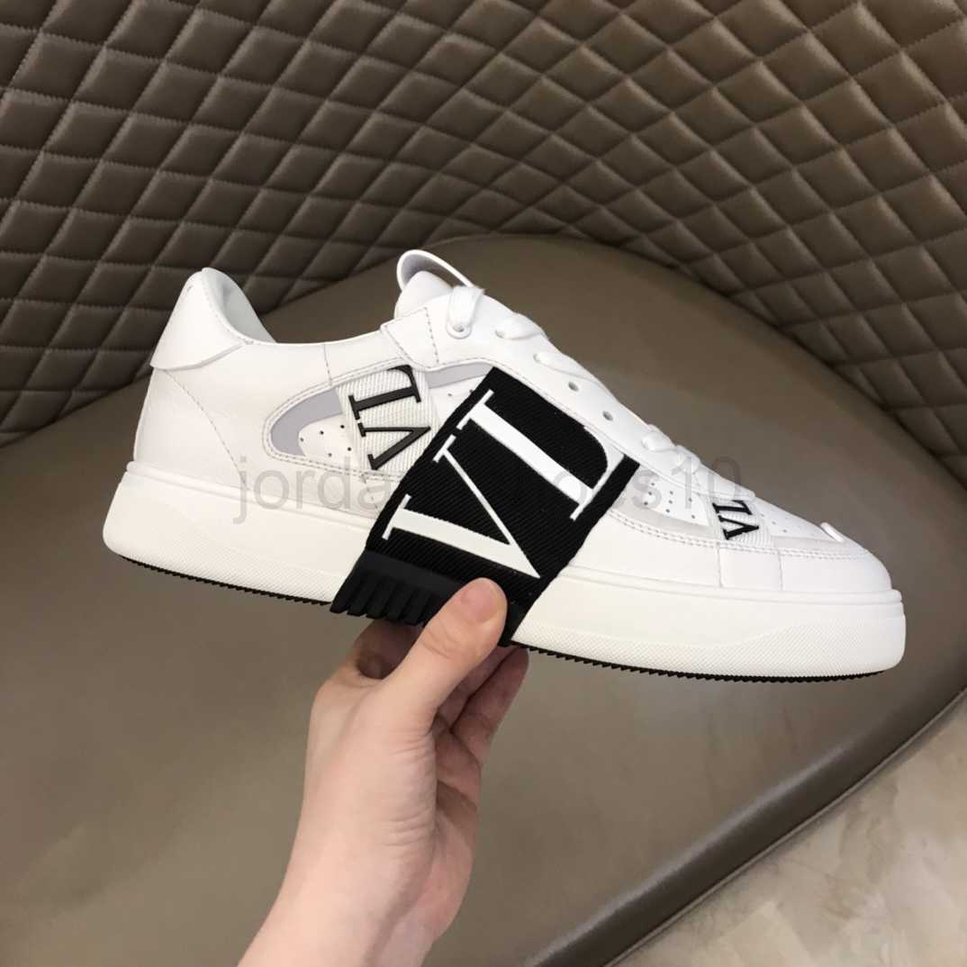 Luxury Designer Mens Casual Shoes Fashion Genuine Leather Platform Wedges Sneakers Breathable Comfortable Walking Shoe Runway Outfit Patwork Man Loafers 5.0, As show
Luxury Designer Mens Casual Shoes Fashion Genuine Leather Platform Wedges Sneakers Breathable Comfortable Walking Shoe Runway Outfit Patwork Man Loafers 5.0, As show