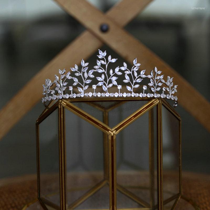 Hair Clips Beautiful Shining Zircon Headband Leaf Bridal Gorgeous Crown Wedding Accessories For Women
Hair Clips Beautiful Shining Zircon Headband Leaf Bridal Gorgeous Crown Wedding Accessories For Women