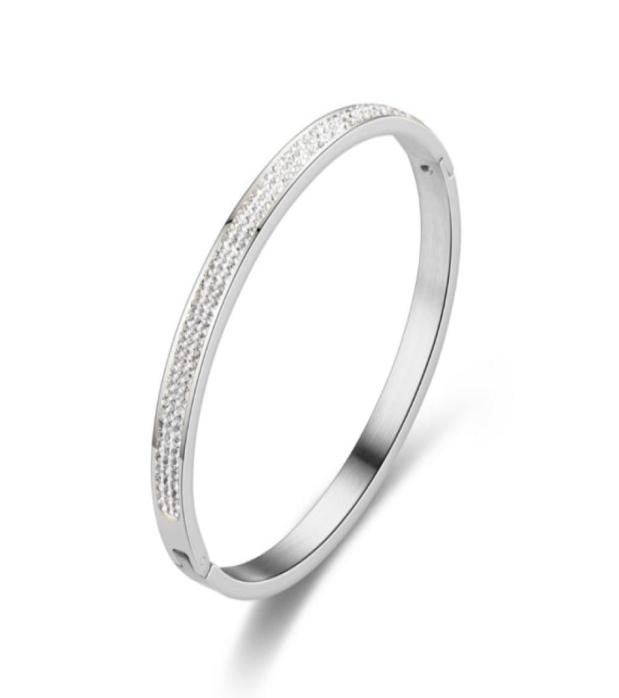 European and American Fashion SpecialInterest Diamond Bracelet Three Rows Full Diamond Mud Diamond EggShaped Bracelets5441825
European and American Fashion SpecialInterest Diamond Bracelet Three Rows Full Diamond Mud Diamond EggShaped Bracelets5441825