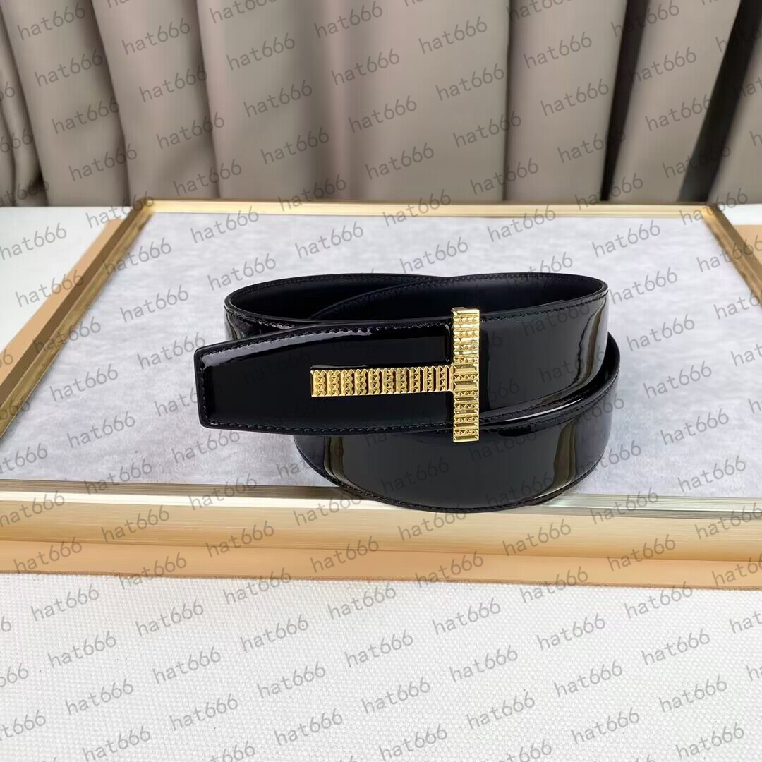 Tom Belt New Men Clothing Accessories Belts Big T Buckle Fashion Women High Quality Luxurys Designers Leather Waistband, No box
Tom Belt New Men Clothing Accessories Belts Big T Buckle Fashion Women High Quality Luxurys Designers Leather Waistband, No box