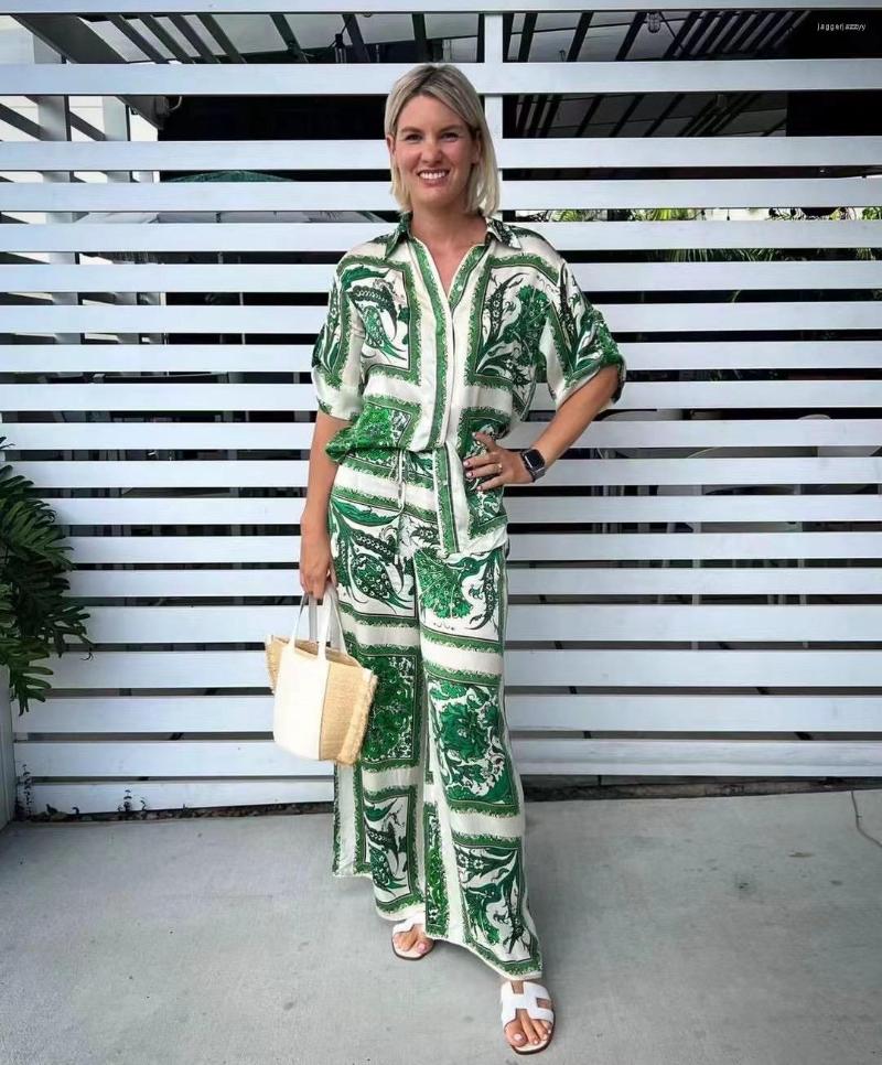 Casual Dresses Silk Women Retro Digita Print Set Loose Blouse Top Wide Leg Pants
Casual Dresses Silk Women Retro Digita Print Set Loose Blouse Top Wide Leg Pants