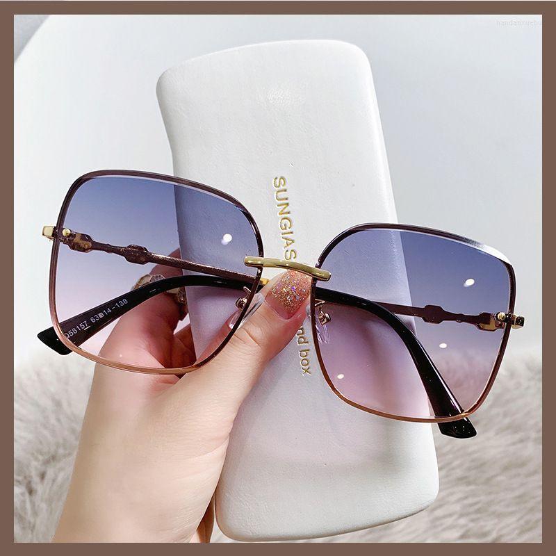 Sunglasses Summer Vintage Rimless Brown Women Square Fashion Glasses Big Sunshades Shades For Dames Feminino
Sunglasses Summer Vintage Rimless Brown Women Square Fashion Glasses Big Sunshades Shades For Dames Feminino