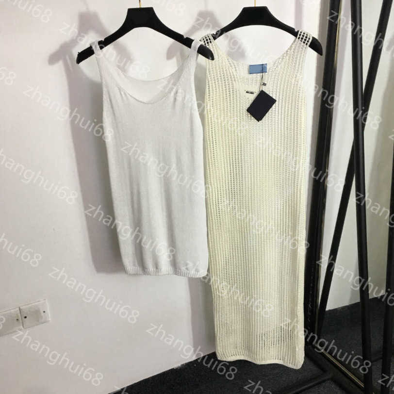23ss womens designer clothing women dresses Chest alphabet embroidery hollowed out knitted suspender vest dresses with suspender lining womens clothing a1, 15
23ss womens designer clothing women dresses Chest alphabet embroidery hollowed out knitted suspender vest dresses with suspender lining womens clothing a1, 15