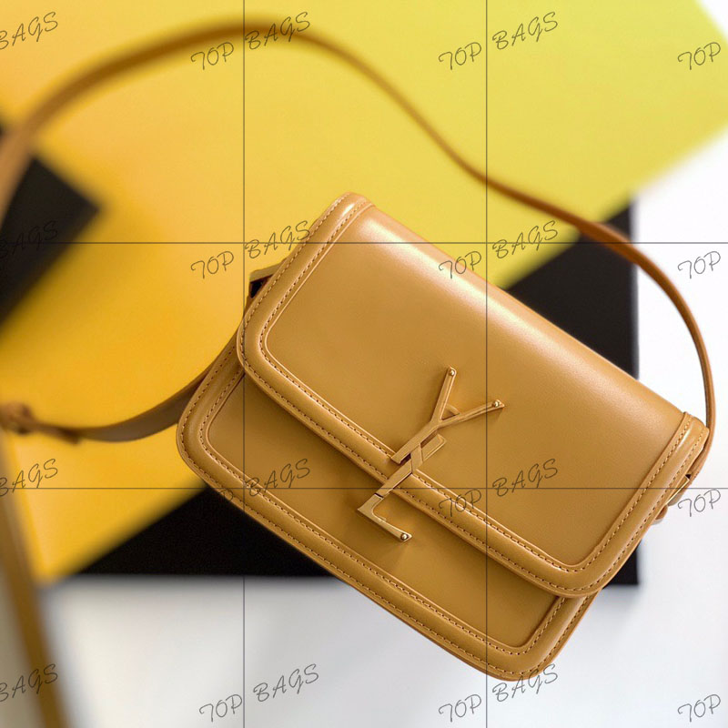 Classics SOLFERINO Tofu Bun Women Handbag 19cm and 23cm flap Crossbody bag Shoulder Leather Luxury Designer Bags, White
Classics SOLFERINO Tofu Bun Women Handbag 19cm and 23cm flap Crossbody bag Shoulder Leather Luxury Designer Bags, White