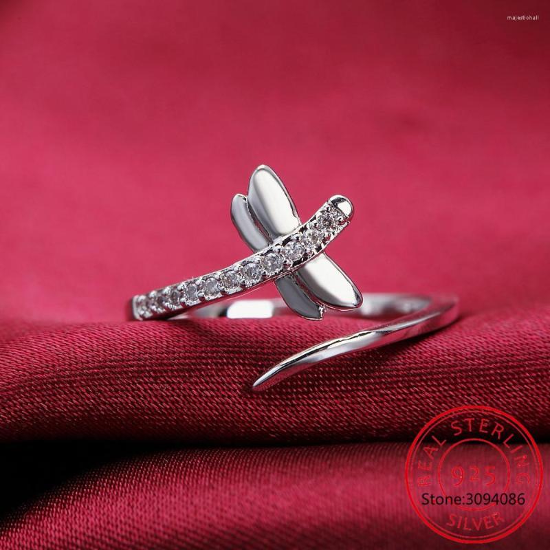 Cluster Rings 925 Sterling Silver Luxury Clear Zircon Dragonfly Opening Ring Insect Anillos De Prata For Women Trendy Fine Jewelry BSR384
Cluster Rings 925 Sterling Silver Luxury Clear Zircon Dragonfly Opening Ring Insect Anillos De Prata For Women Trendy Fine Jewelry BSR384