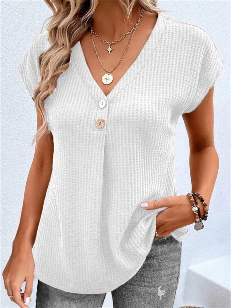 Women' TShirt Summer Loose Button Decoration V Neck Female Fashion Bat Short Sleeve Casual Top' Korean Version Waffle Tees 230512, Black
Women' TShirt Summer Loose Button Decoration V Neck Female Fashion Bat Short Sleeve Casual Top' Korean Version Waffle Tees 230512, Black