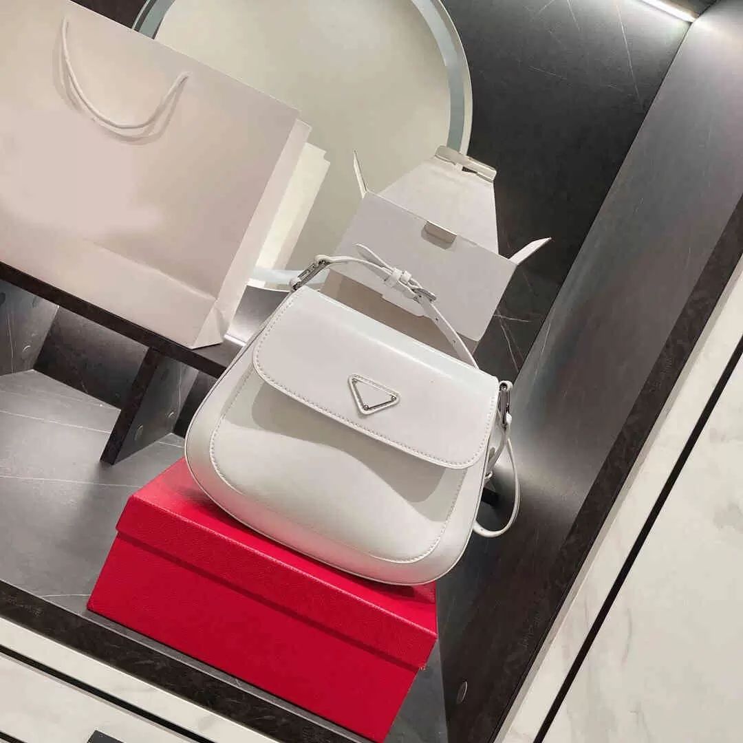 Crossbody Bags Fashion Wallet Women Handbags Messenger Leather Small Square Well-known Designer Tote Female Purse 102100
Crossbody Bags Fashion Wallet Women Handbags Messenger Leather Small Square Well-known Designer Tote Female Purse 102100