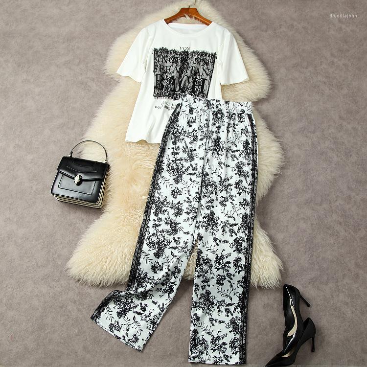 Women' Two Piece Pants European And American Women' Clothes 2023 Spring Short Sleeve Stitching Lace T-shirt Wide-leg Fashion Suit, White
Women' Two Piece Pants European And American Women' Clothes 2023 Spring Short Sleeve Stitching Lace T-shirt Wide-leg Fashion Suit, White