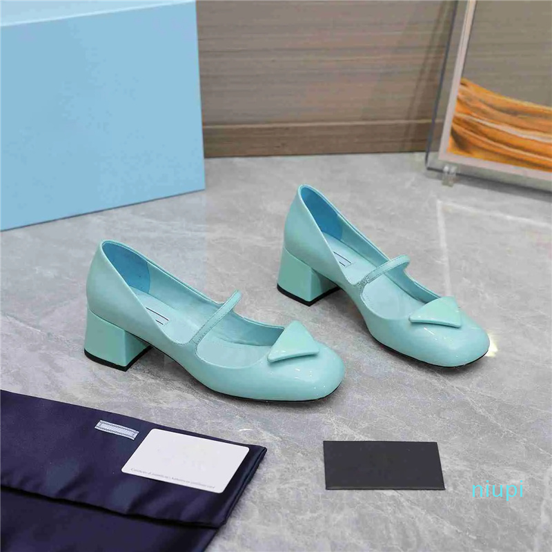 Designer dress shoes loafers cat heels low heels wedding spring summer fashion shopping comfortable round head shoes size 35-40
Designer dress shoes loafers cat heels low heels wedding spring summer fashion shopping comfortable round head shoes size 35-40