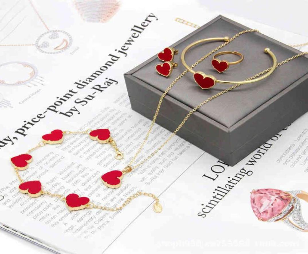 CDD Four Leaf Clover Necklace five piece double faced butterfly peach heart bracelet8394790
CDD Four Leaf Clover Necklace five piece double faced butterfly peach heart bracelet8394790