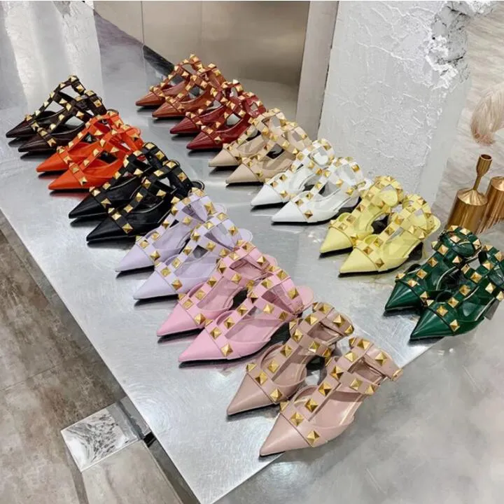 With Box Valentinoity Designer VT Sandal Luxurys Women's Sandals Stud Slippers Heels High Heels Rivets Party Shoes Women Leather Spring iac, Flat
With Box Valentinoity Designer VT Sandal Luxurys Women's Sandals Stud Slippers Heels High Heels Rivets Party Shoes Women Leather Spring iac, Flat